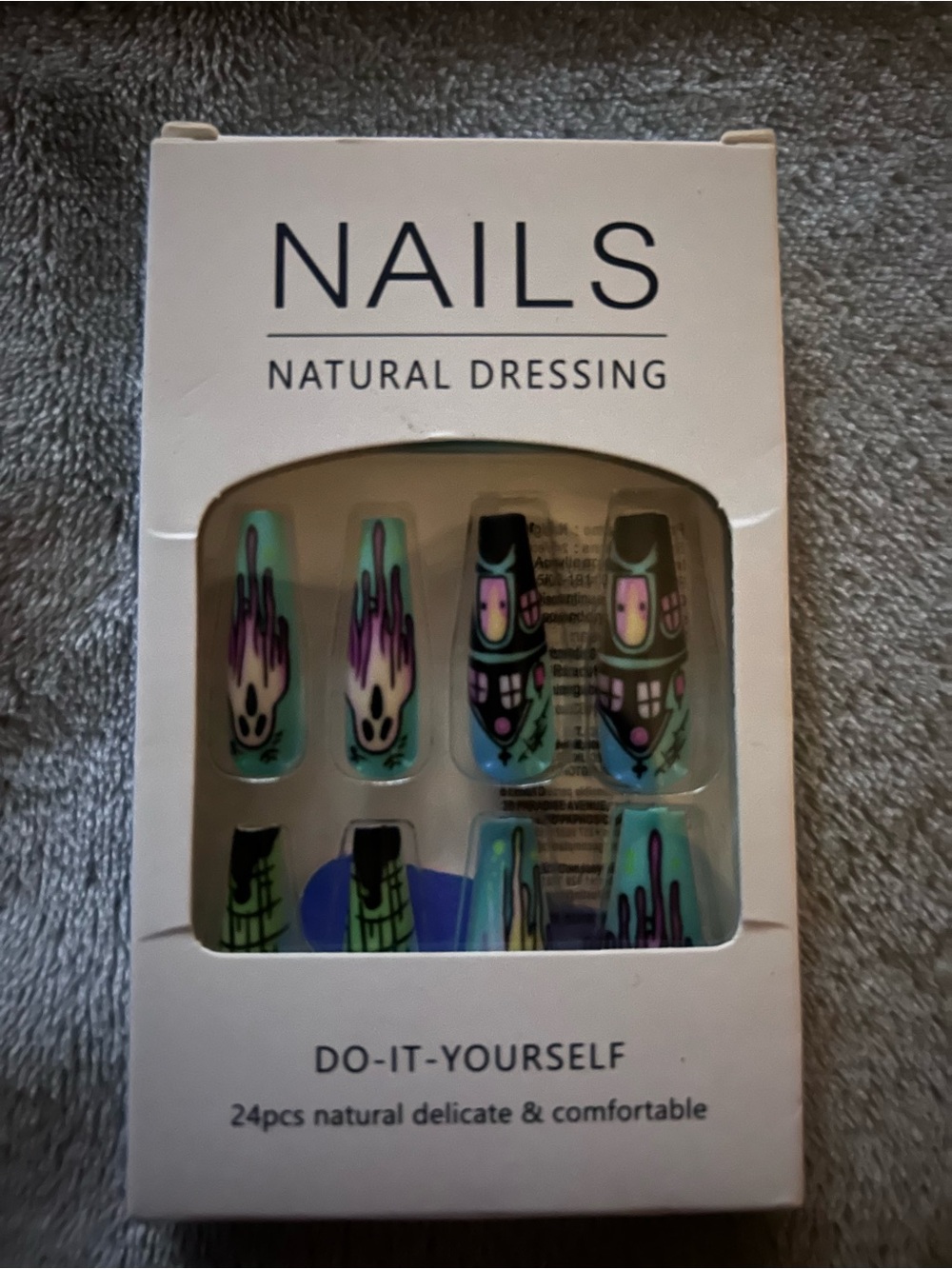 Teal & Black Press-On Nail Set
